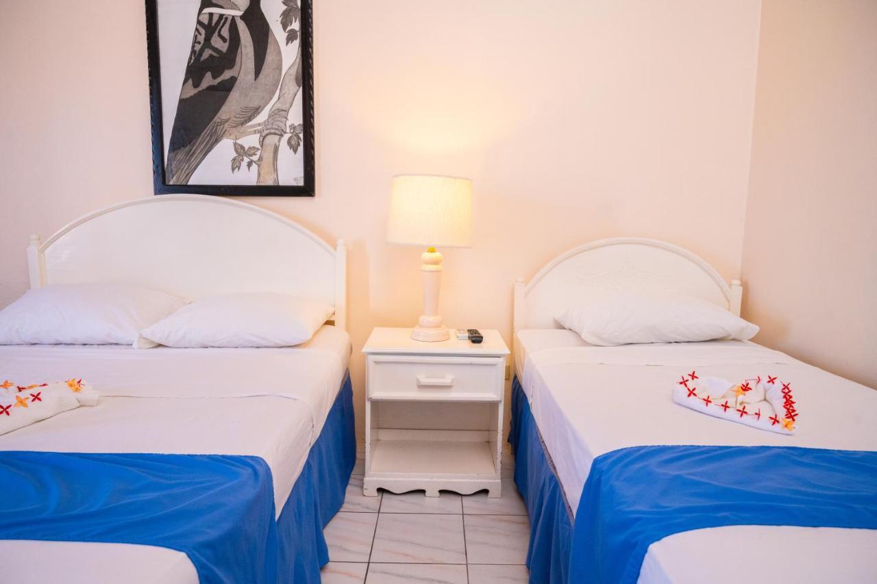 Shields Negril Villas 외부 사진