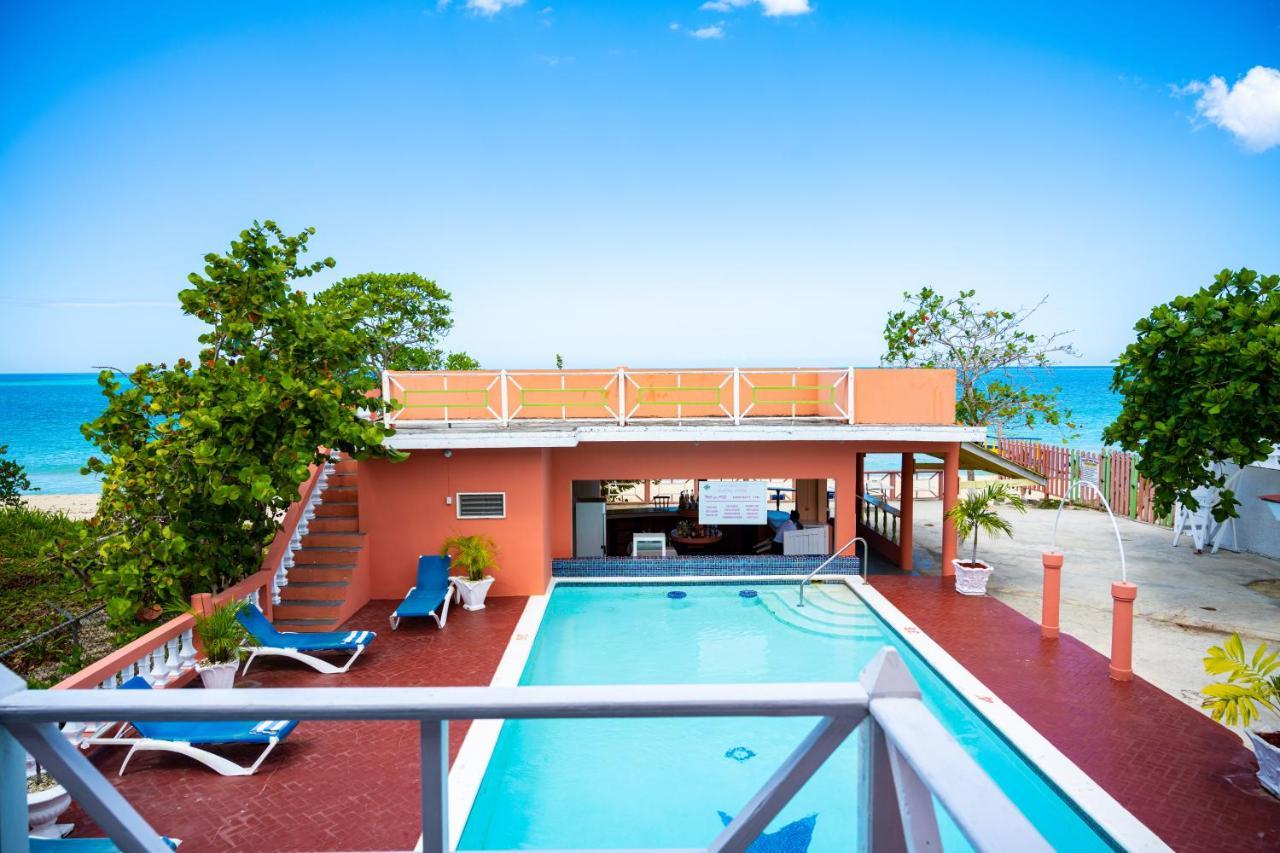 Shields Negril Villas 외부 사진