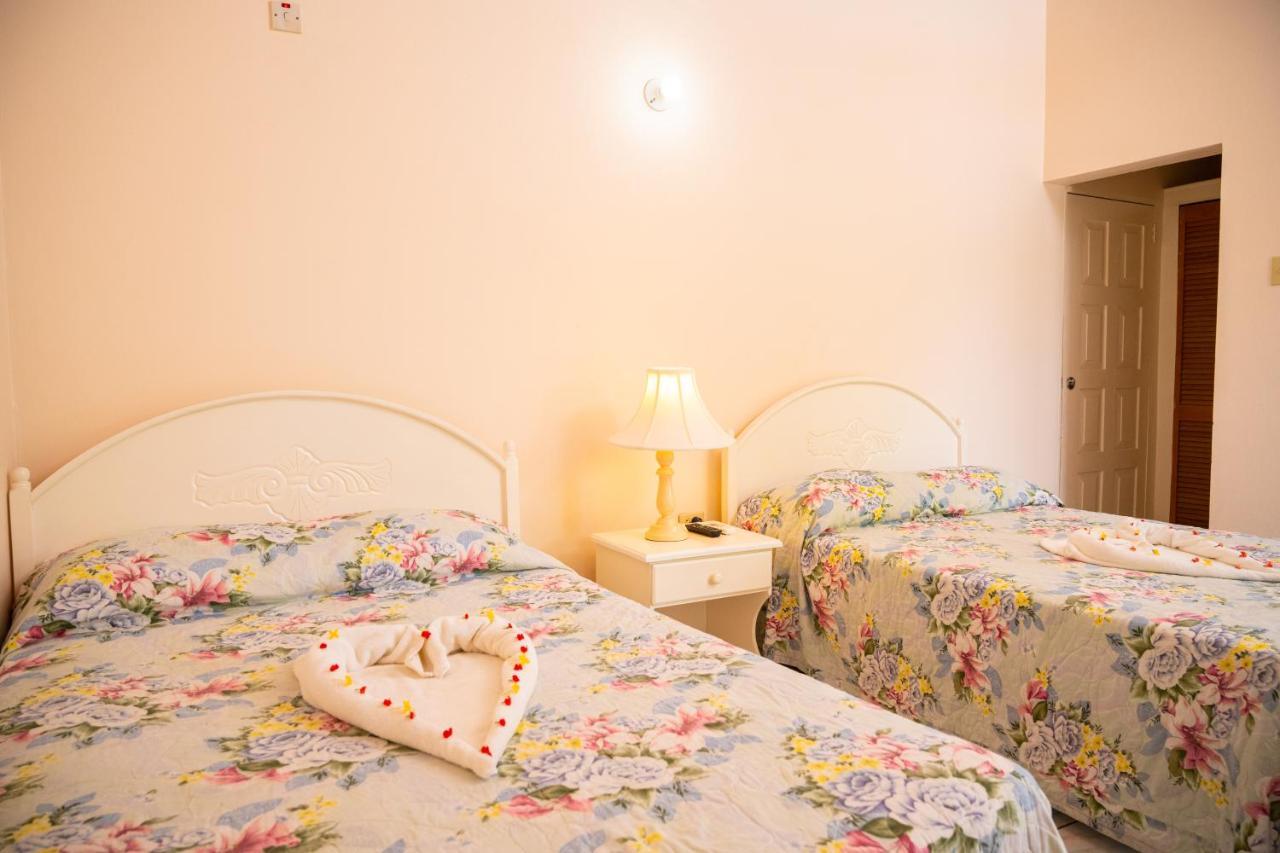 Shields Negril Villas 외부 사진
