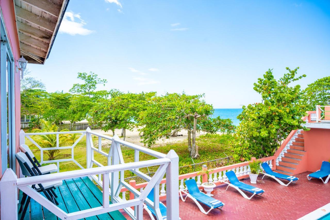 Shields Negril Villas 외부 사진