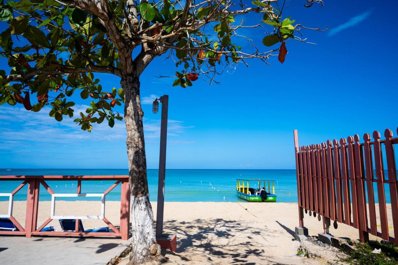 Shields Negril Villas 외부 사진