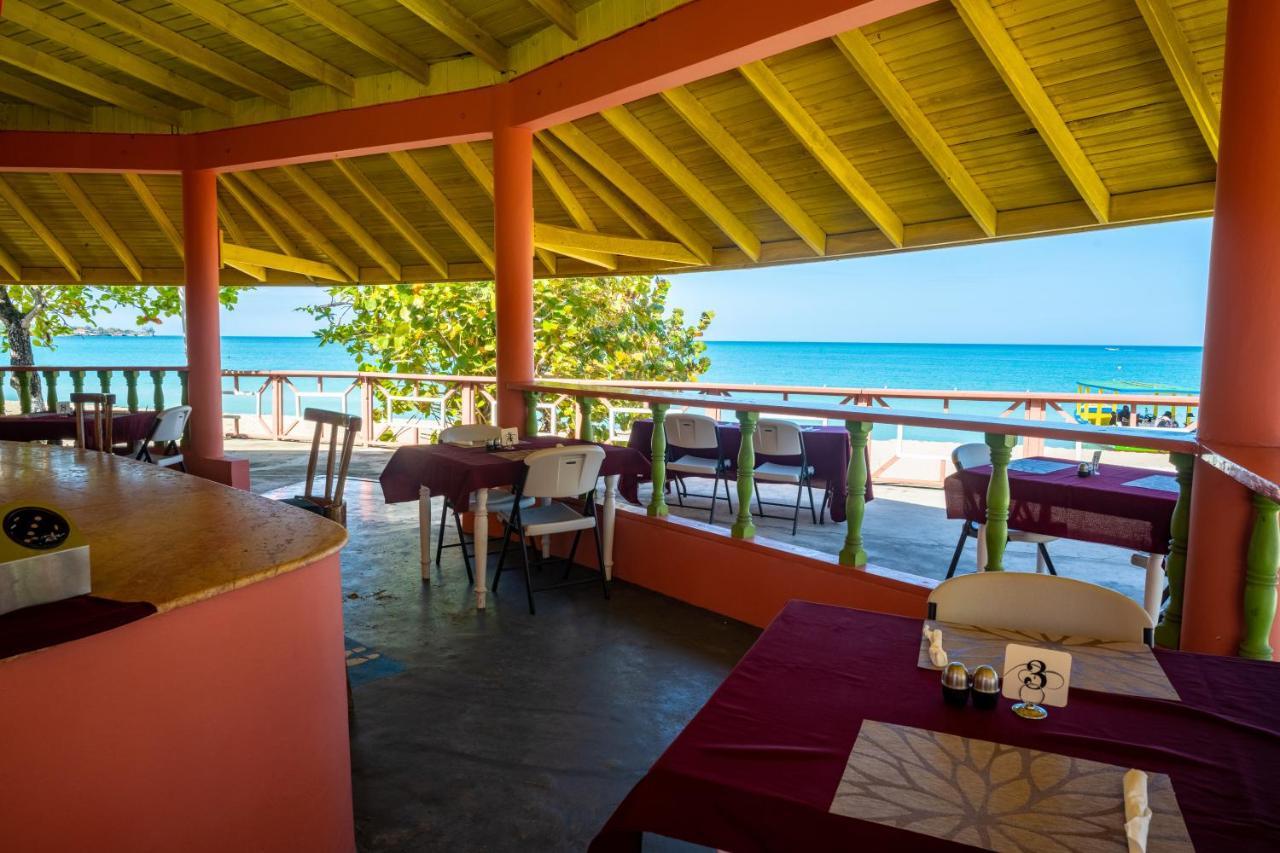 Shields Negril Villas 외부 사진