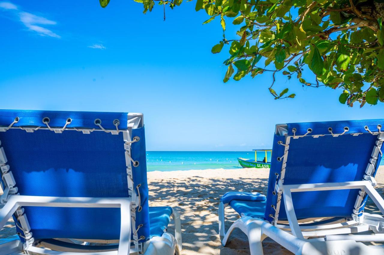 Shields Negril Villas 외부 사진