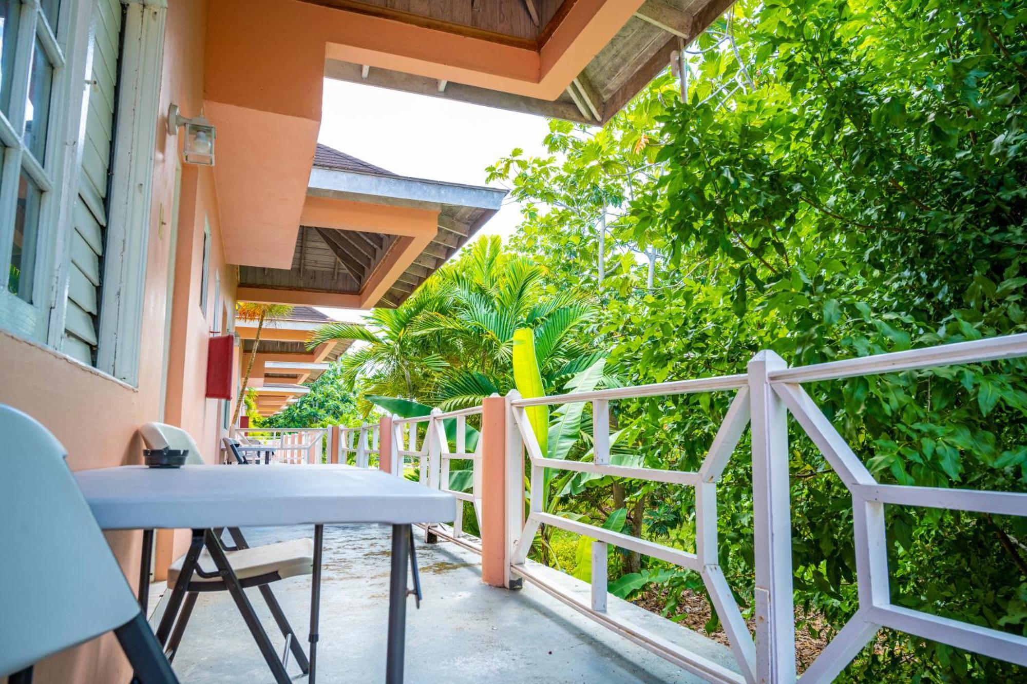 Shields Negril Villas 객실 사진