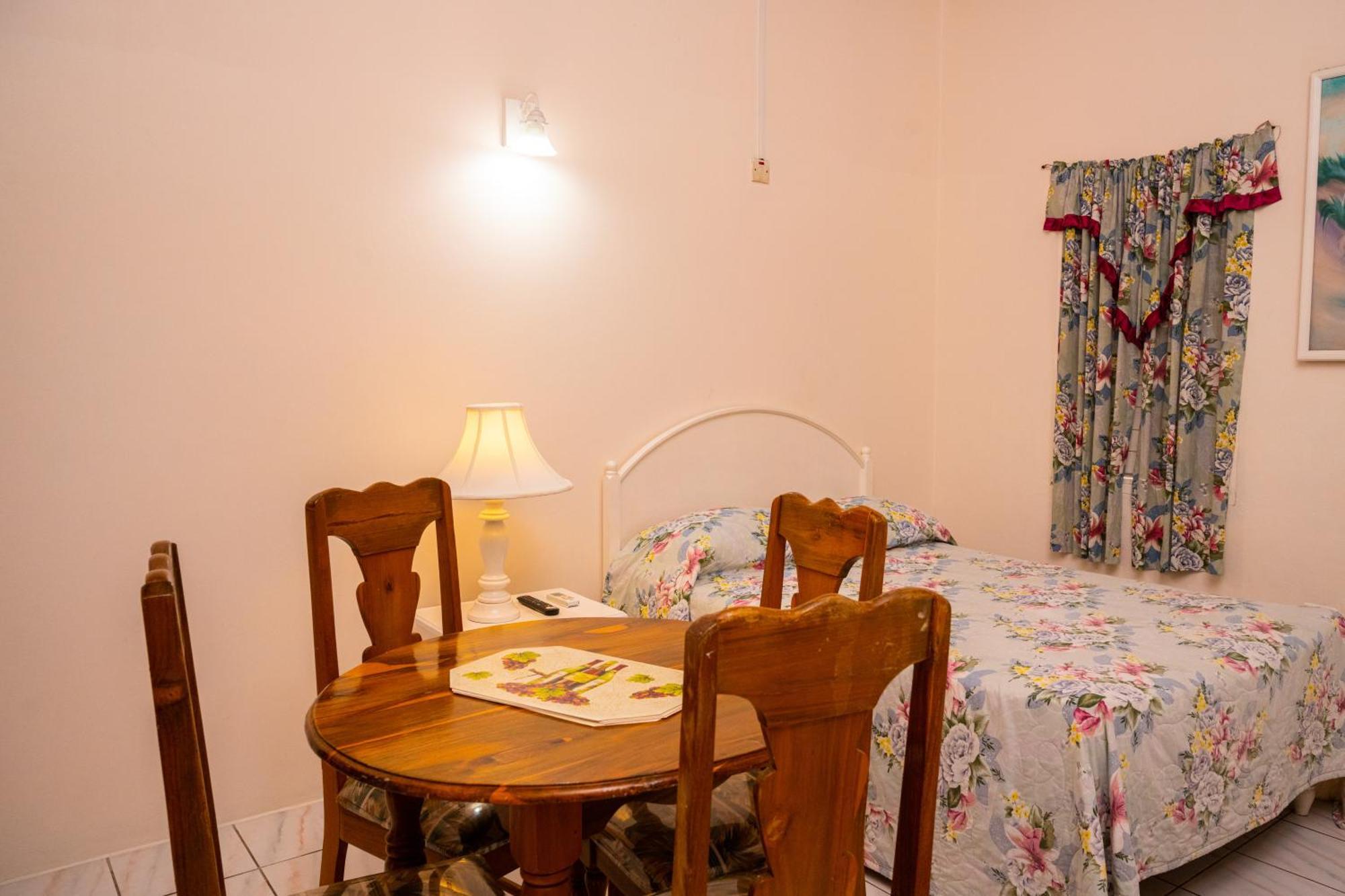 Shields Negril Villas 객실 사진